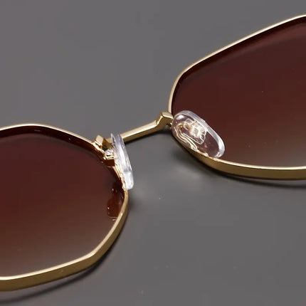 Lunettes de soleil Noir Era