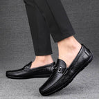 Black / 6