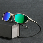 Emerald Green / Titanium