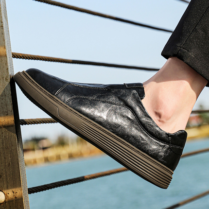 Noble Italiana Leather Sneakers