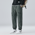 Ash Green / S